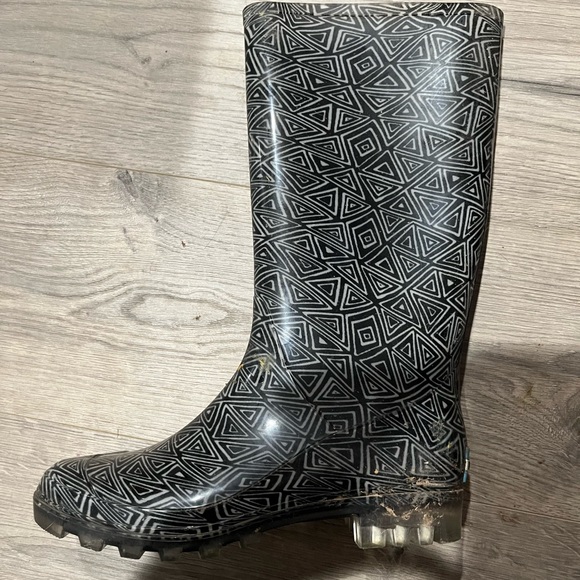 toms rain boots